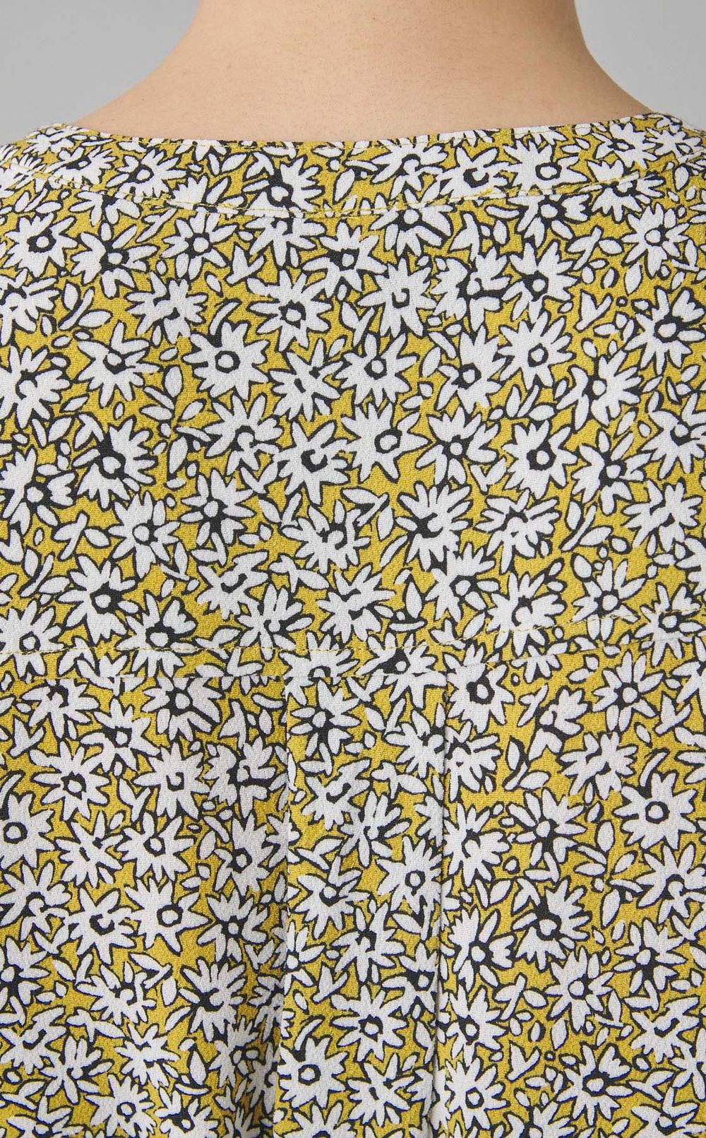 フラワープリントチュニックワンピース