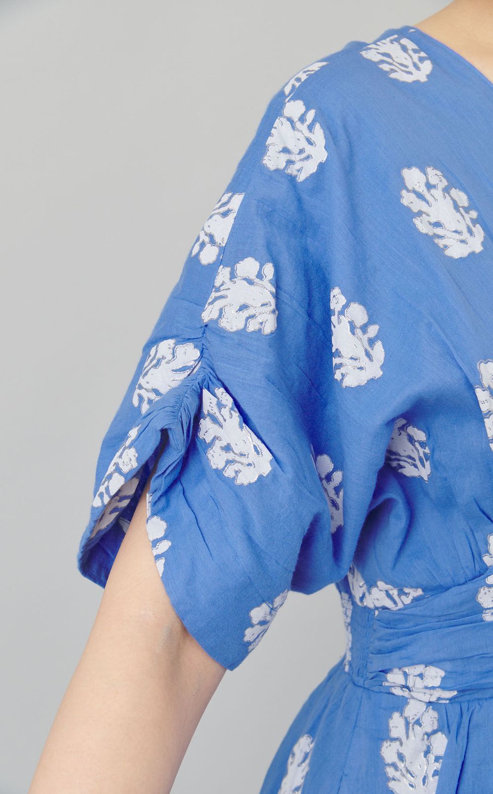 セダムフォイルプリントギャザードレス