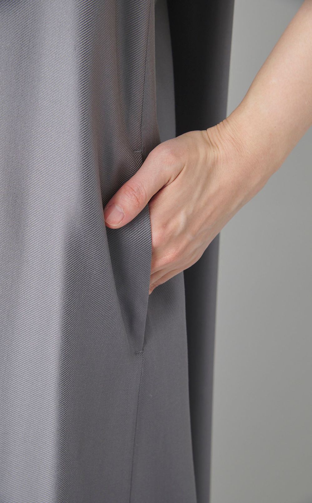 バッククロスロングワンピース