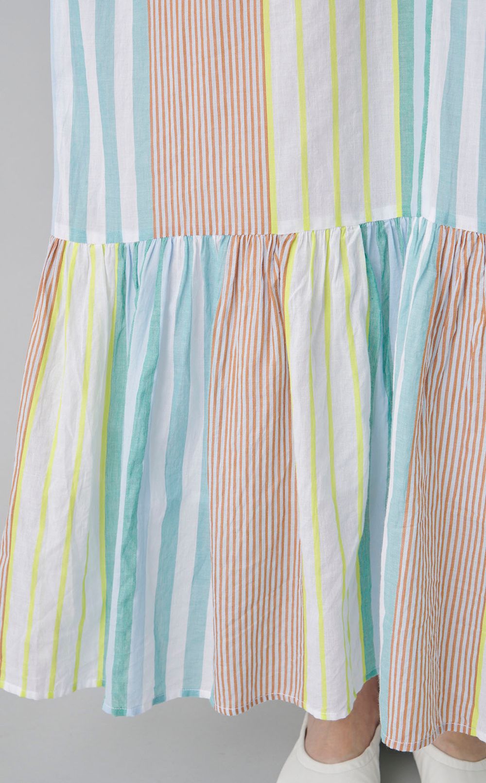 ストライプギャザーネックワンピース