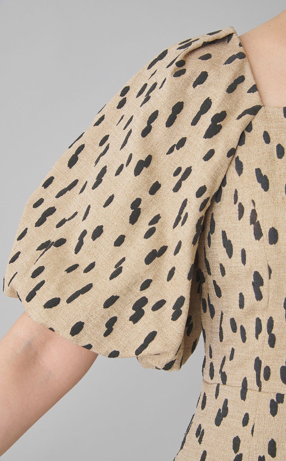 スクエアネックプリントワンピース