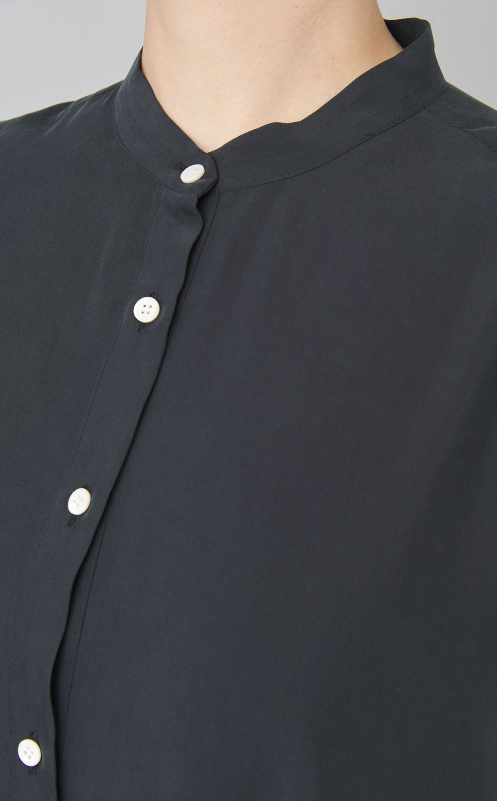 バンドカラーティアードワンピース