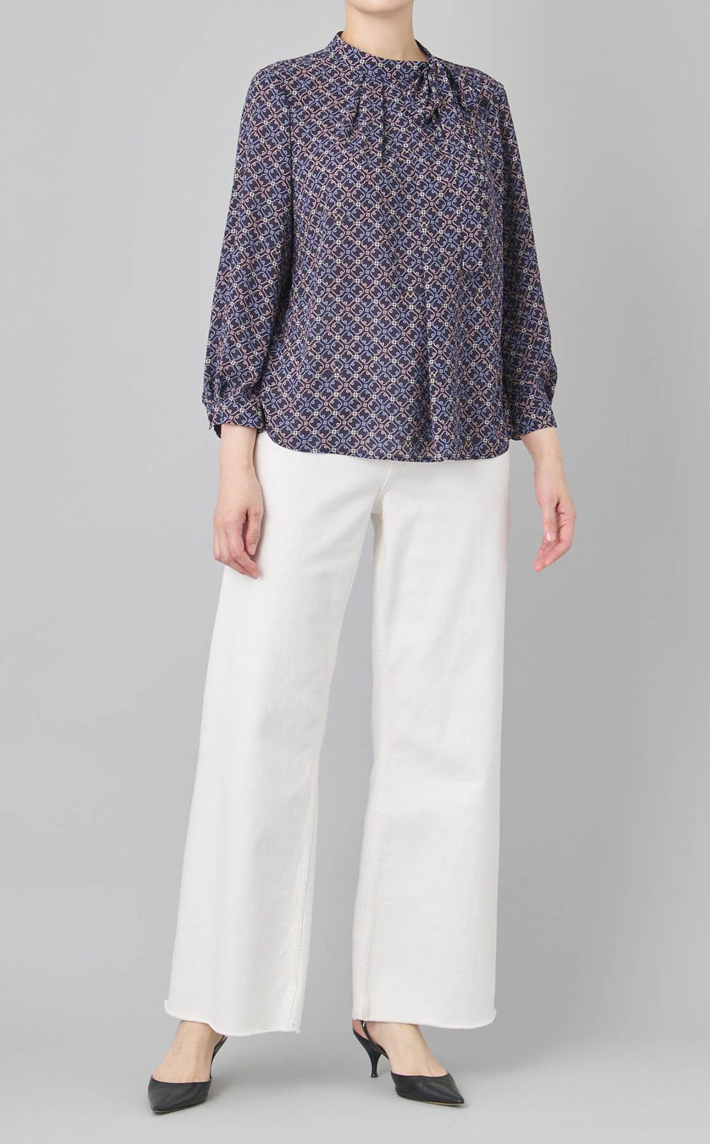 リバティプリントフロンタックブラウス