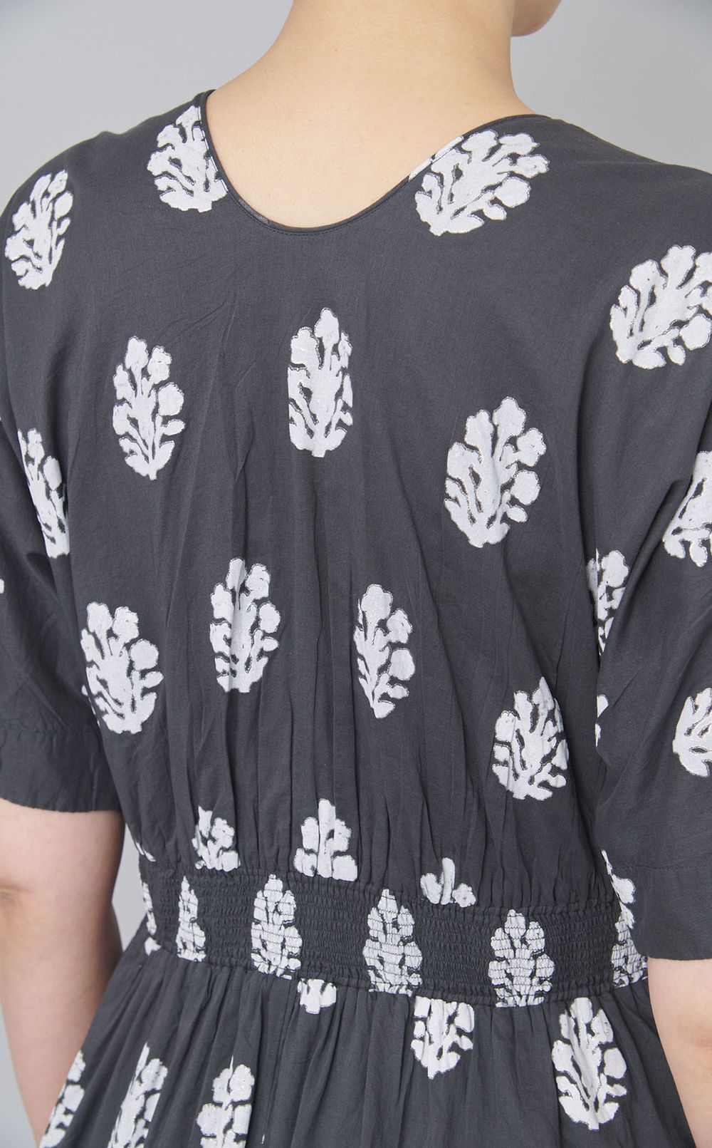 セダムフォイルプリントギャザードレス