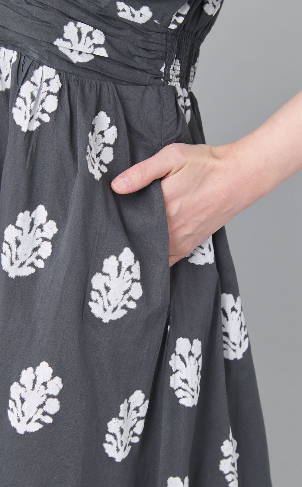 セダムフォイルプリントギャザードレス