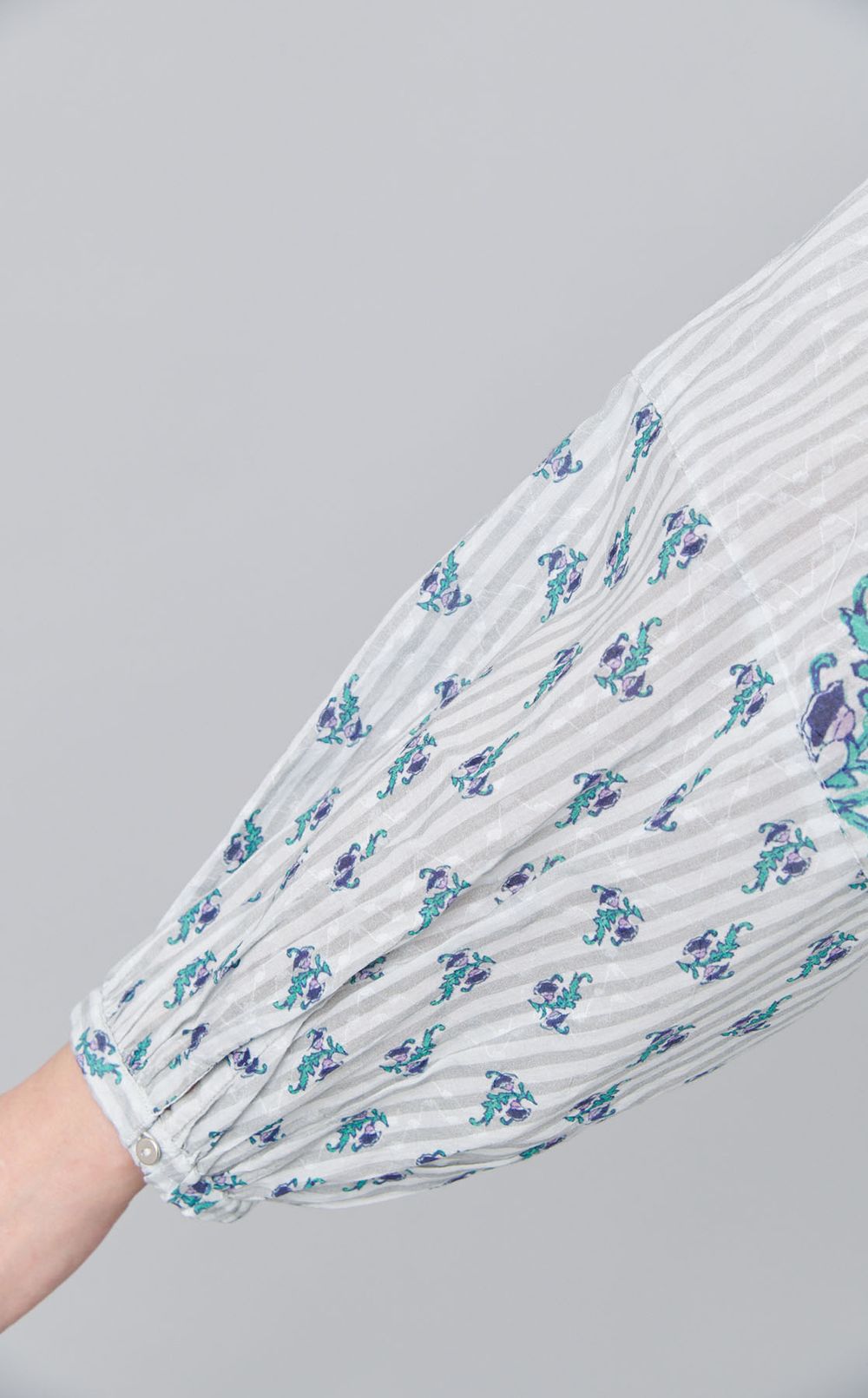 フラワープリントシャーリングドレス