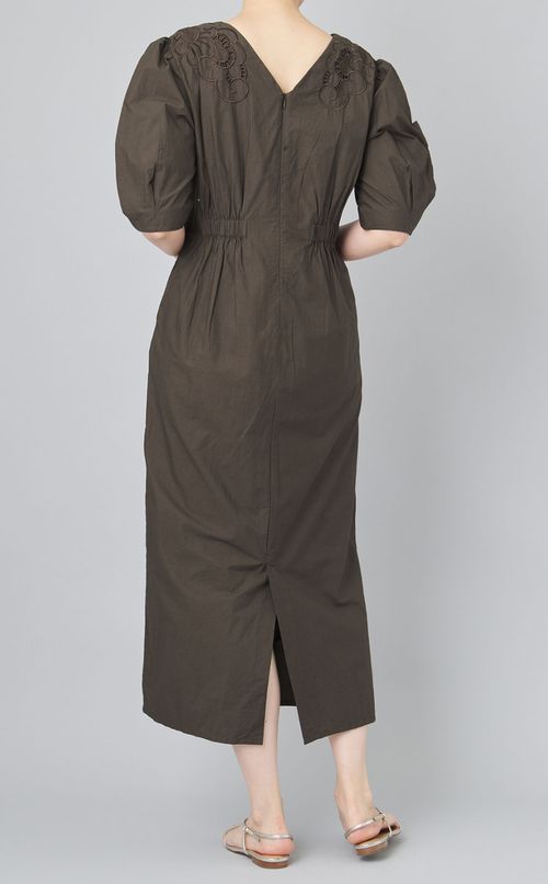 デイジーカットワークタックワンピース