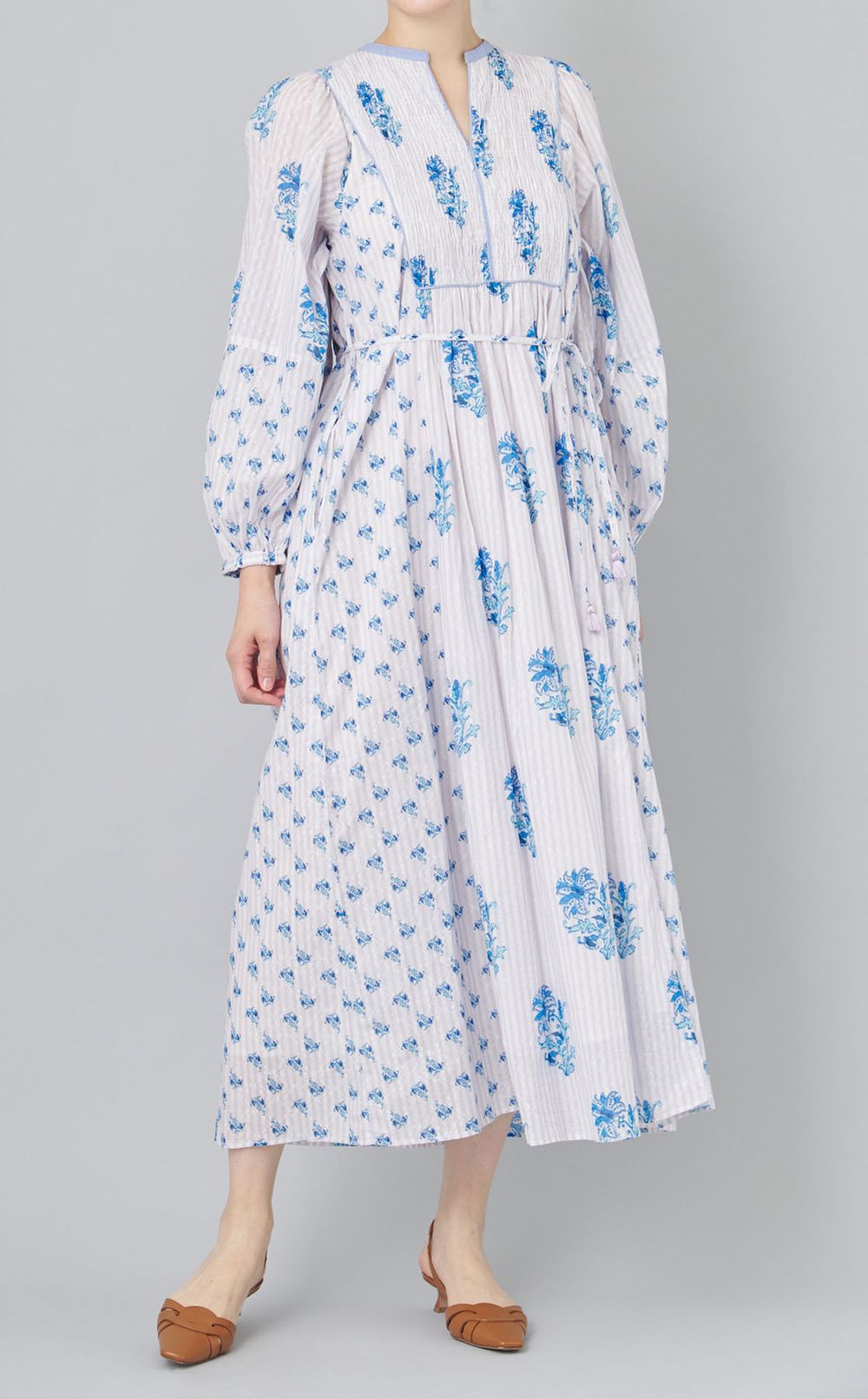 フラワープリントシャーリングドレス