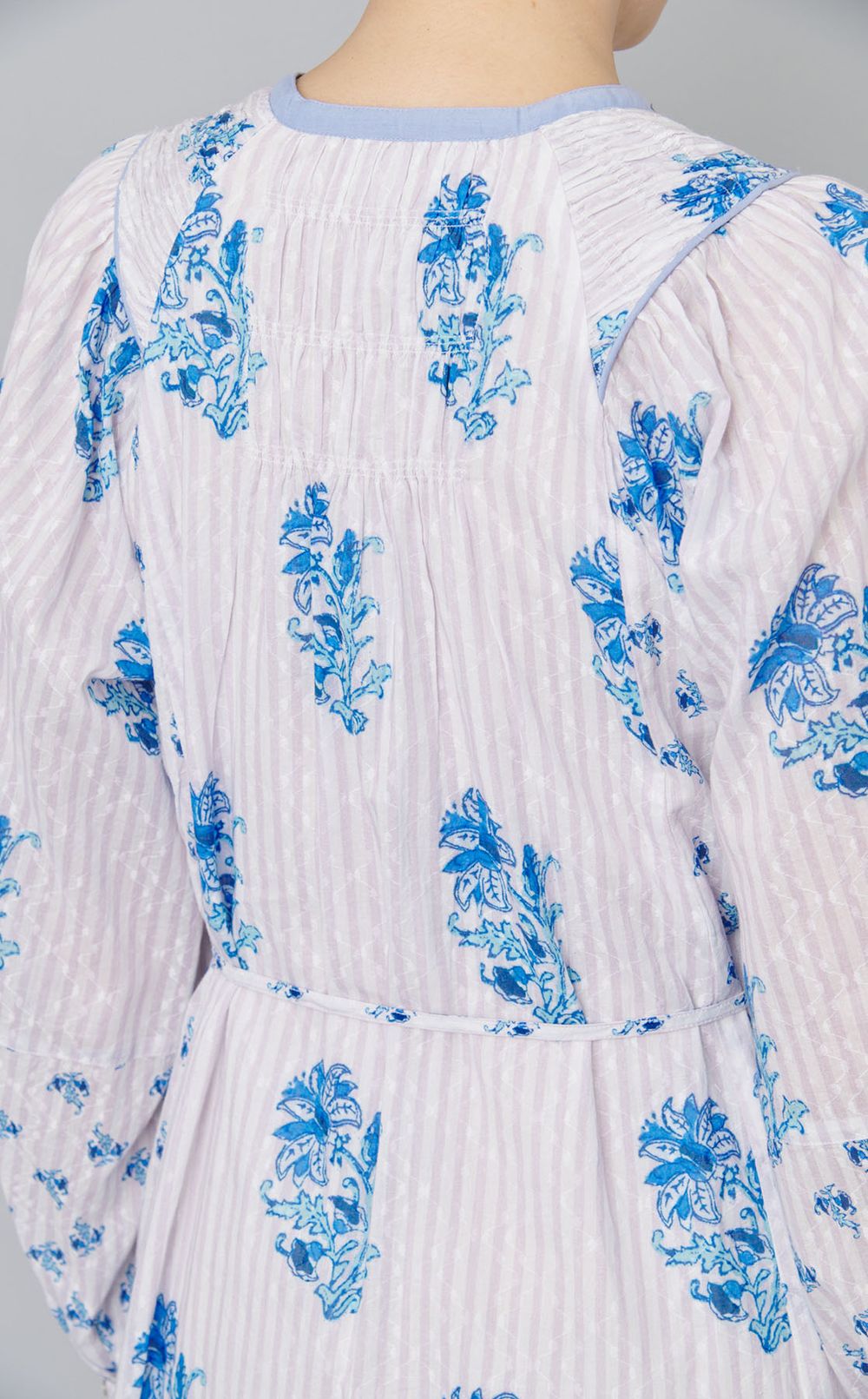 フラワープリントシャーリングドレス