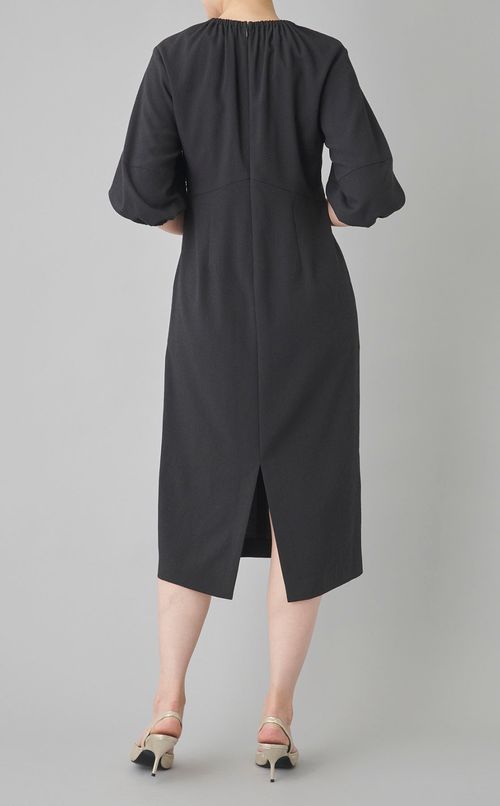 ギャザーVネックワンピース