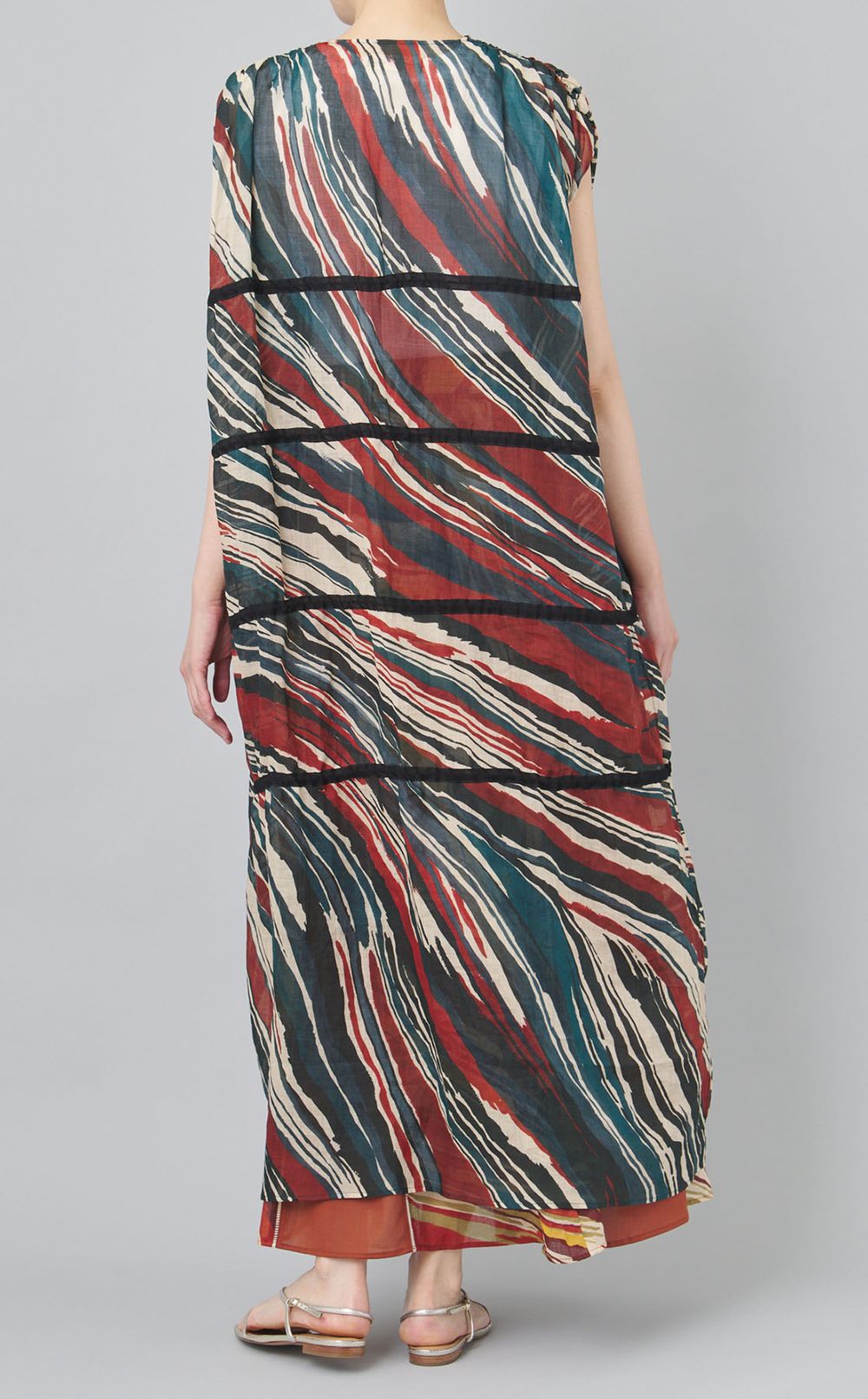 ラバベストドレス