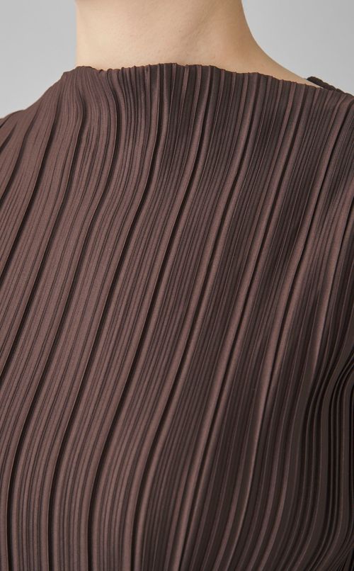 プリーツフレンチスリーブトップス