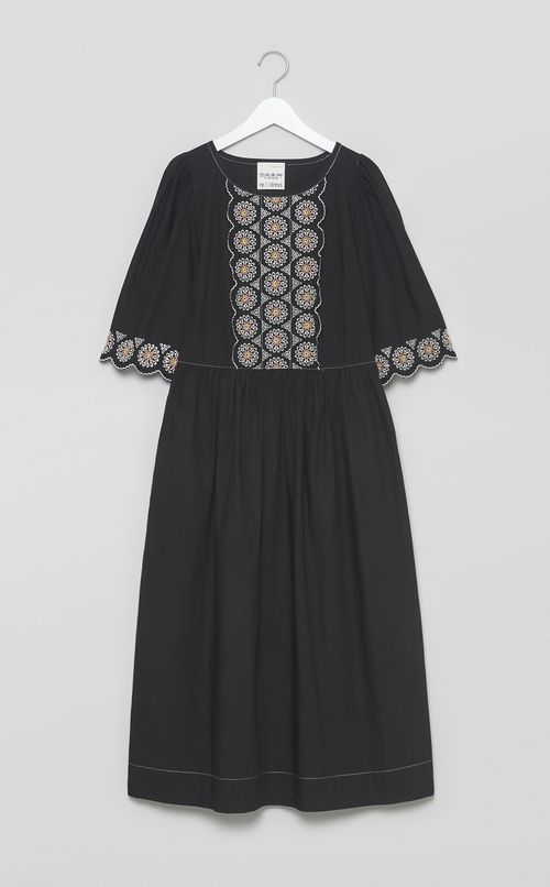 【reADdress】エンブロイダリーワンピース