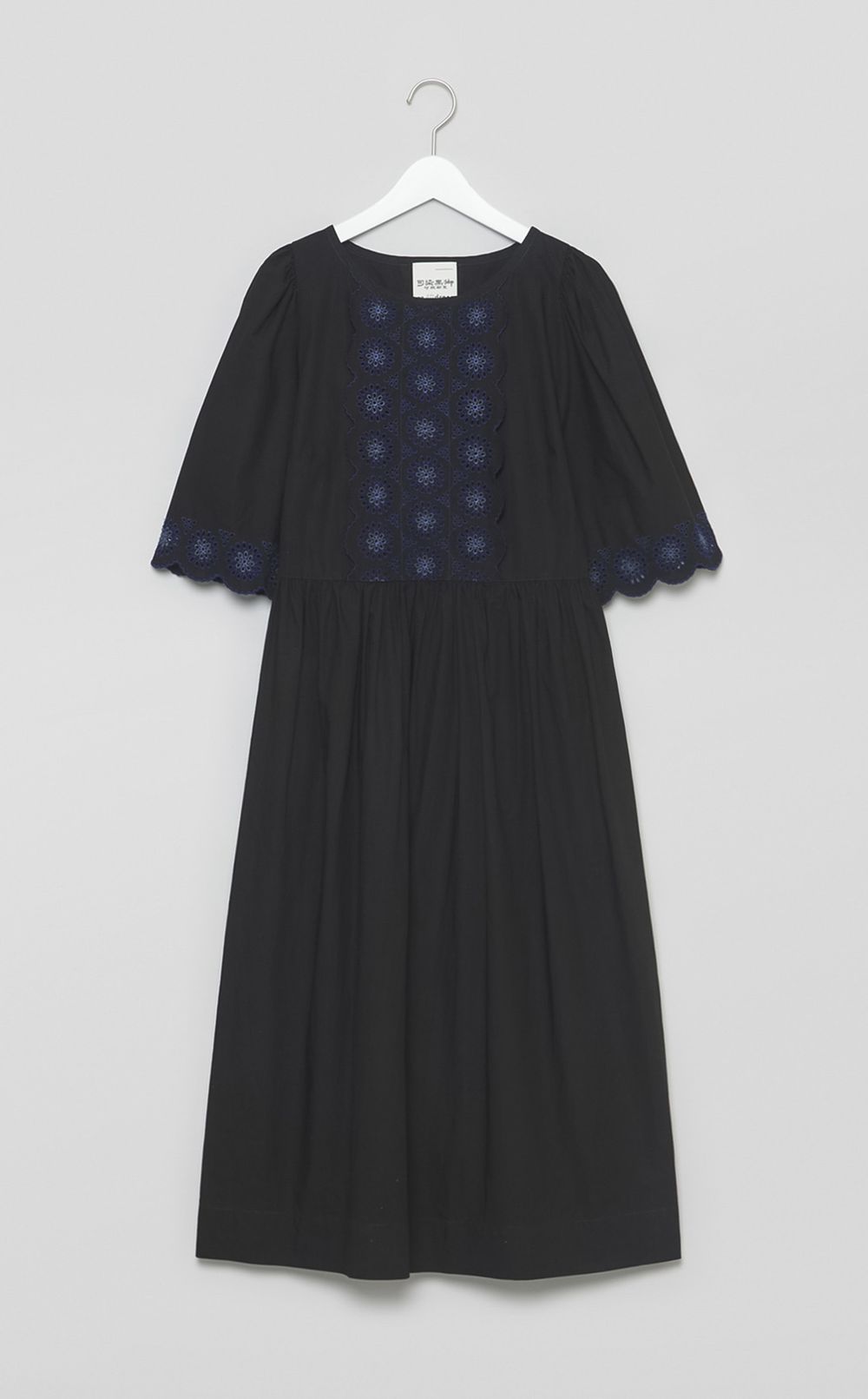 【reADdress】エンブロイダリーワンピース