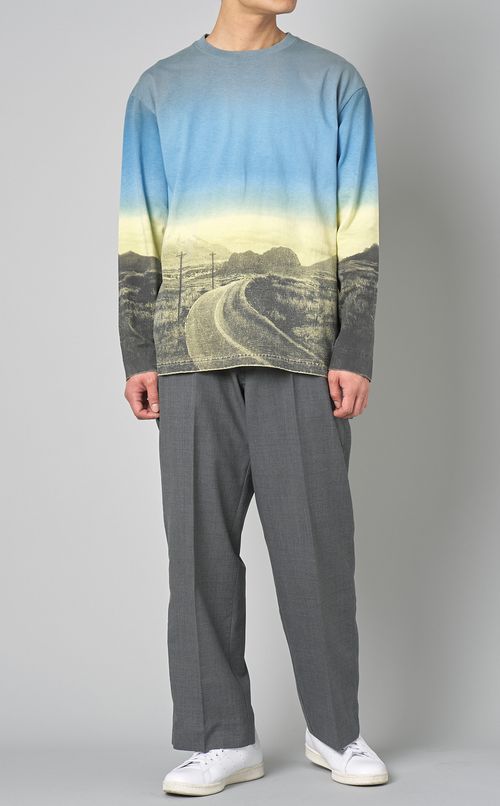 グラフィックロングスリーブTシャツ