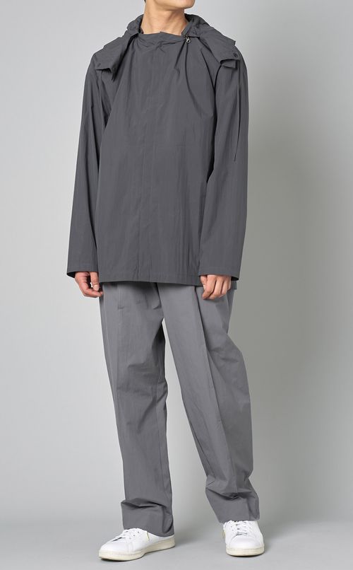 デタッチャブルフーディシャツ