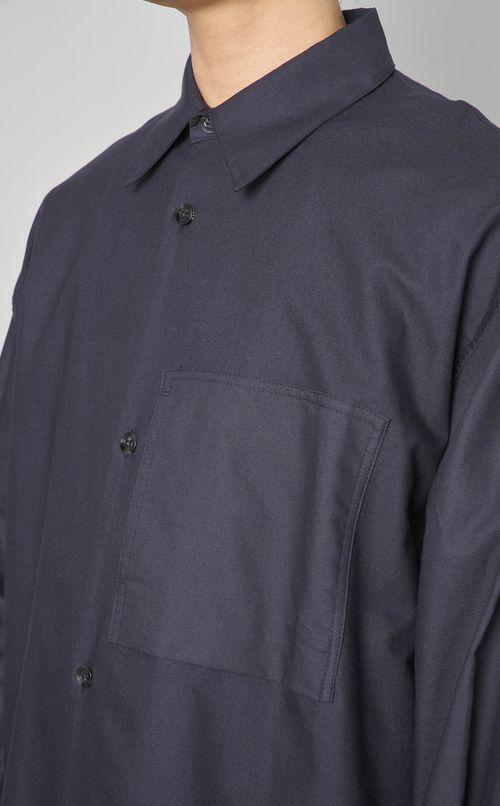 オーバーサイズレギュラーカラーシャツ