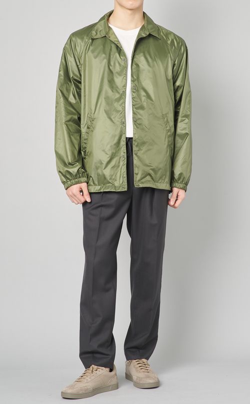 ラグランコーチジャケット