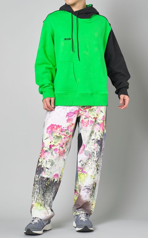 フラワープリントルーズフィットパンツ