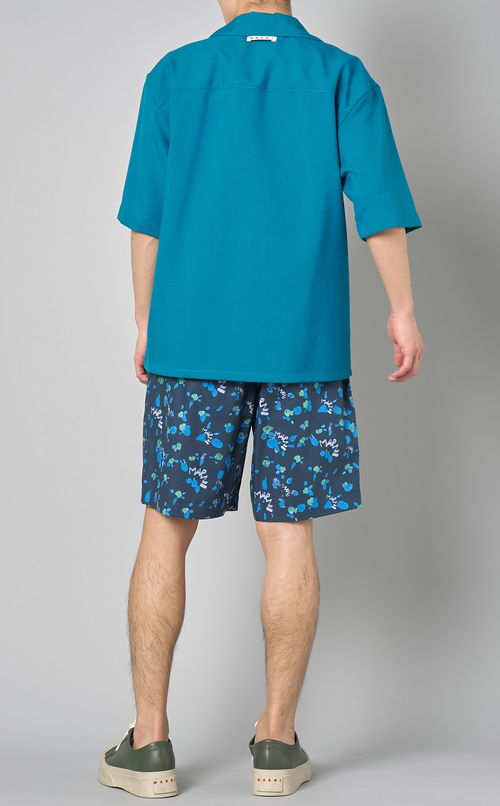 ロゴプリントショーツ