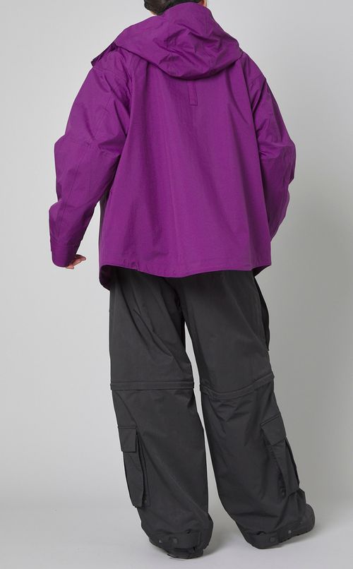 ナイロンジャケット