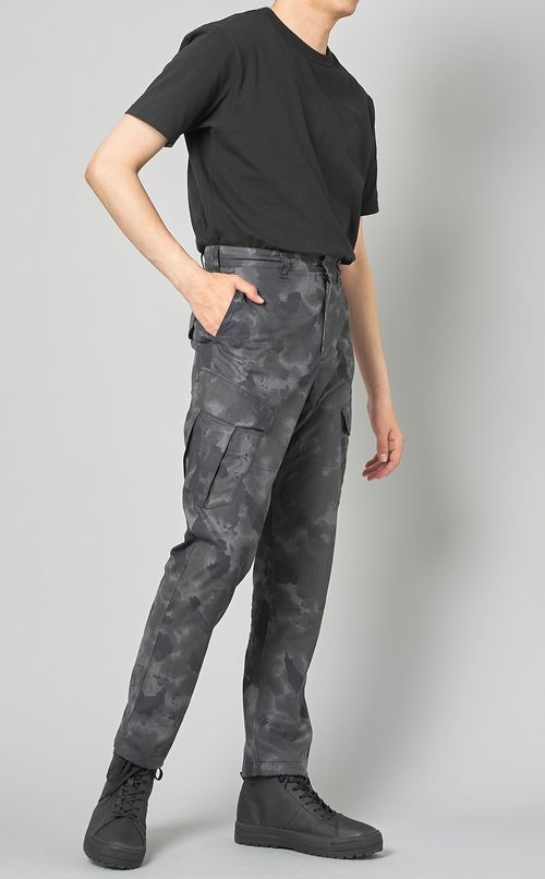 カモフラージュカーゴパンツ