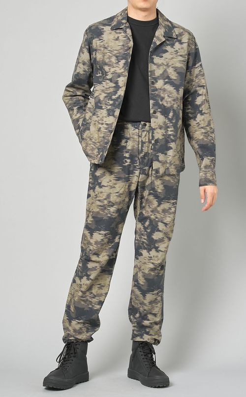 カモフラージュプリントシャツジャケット