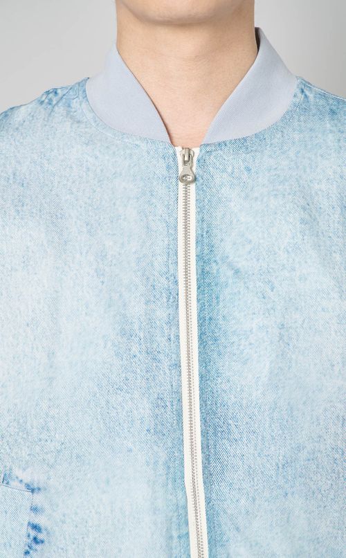 ヴィスコースデジタルプリントブルゾン