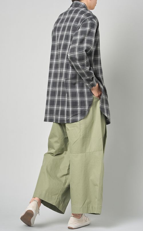 レギュラーカラーシャツ