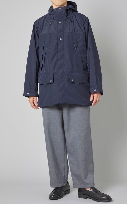 マウンテンウインドコート