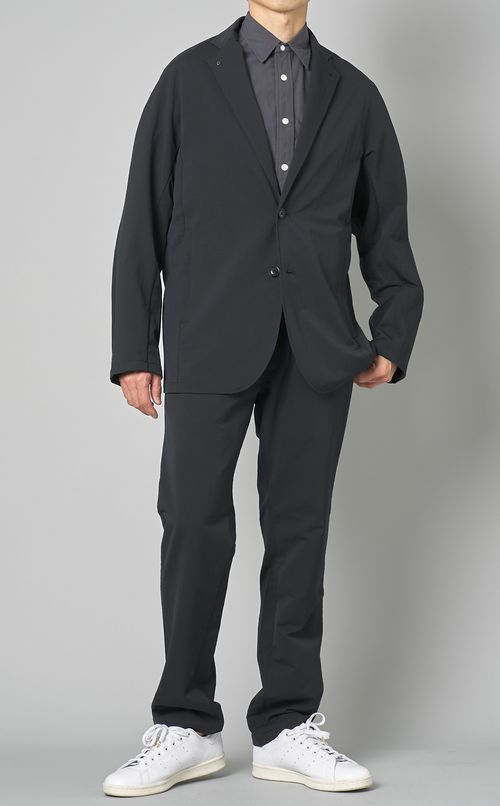 レギュラーカラーシャツ