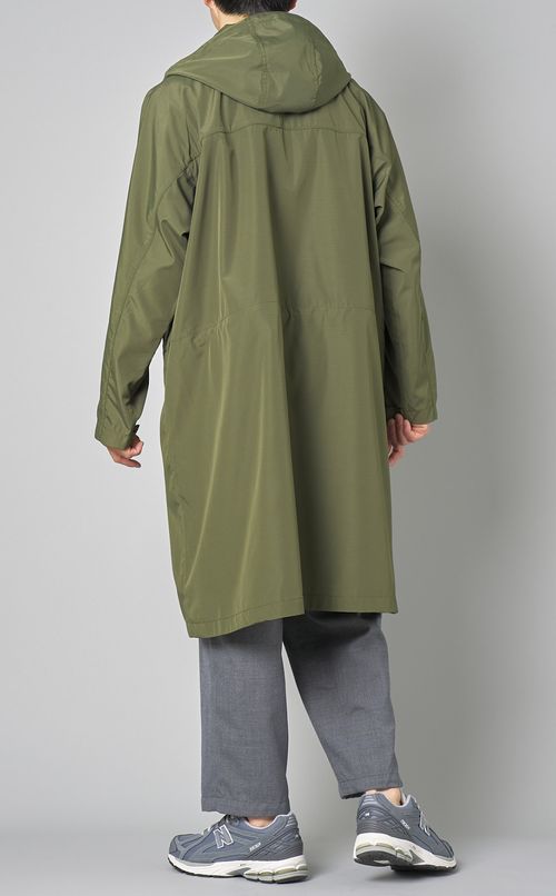 マウンテンウインドコート