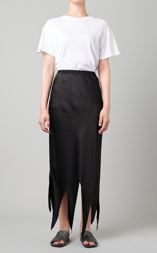 デザインヘムラインスカート