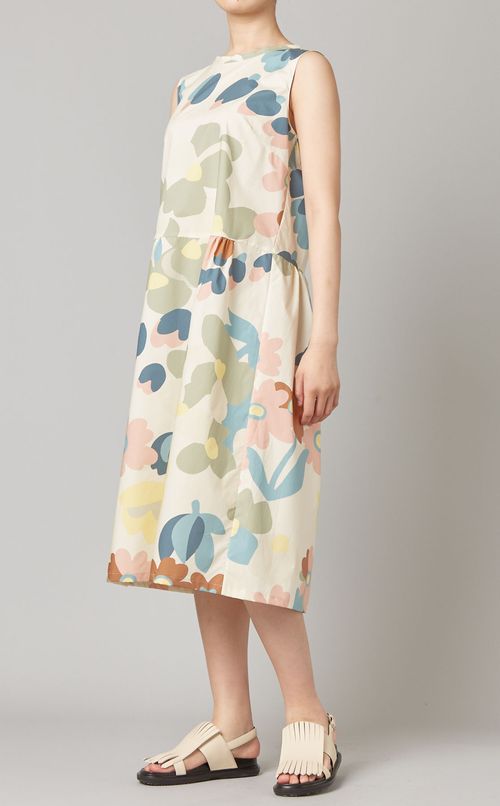 フラワープリントノースリーブワンピース