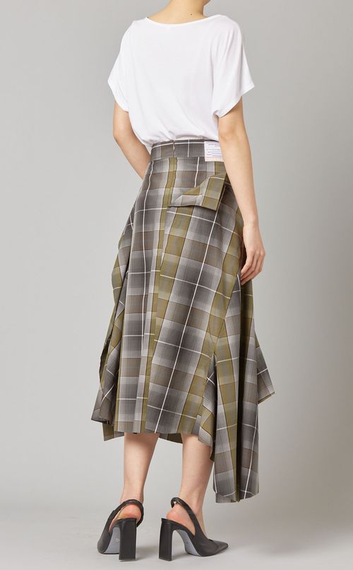 アシンメトリーチェックスカート