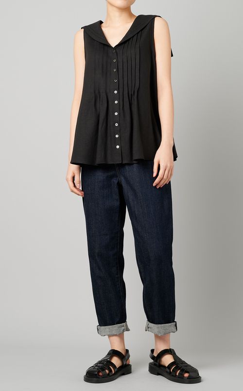 セーラーカラータックブラウス