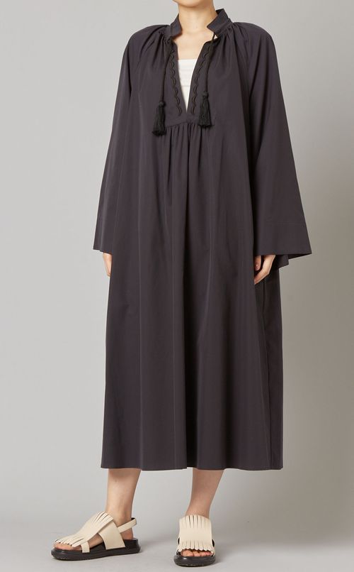 タッセル使いシャツドレス
