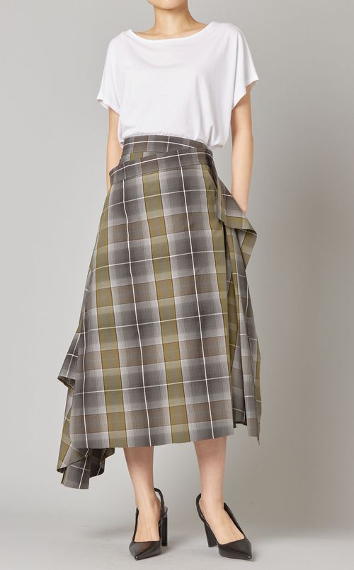 アシンメトリーチェックスカート