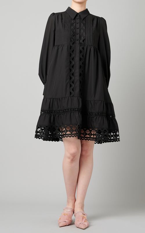 カットワークレースワンピース