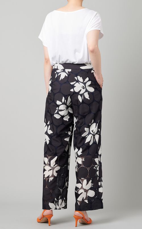 アイレットレースワイドパンツ