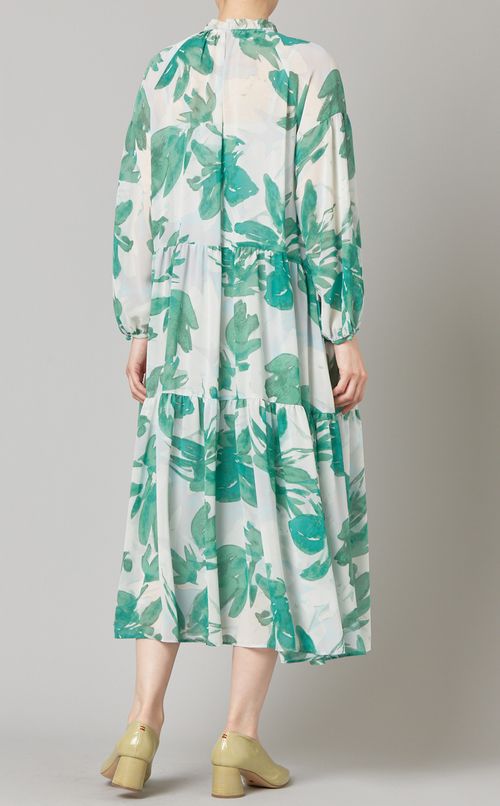 フラワーモチーフシフォンワンピース