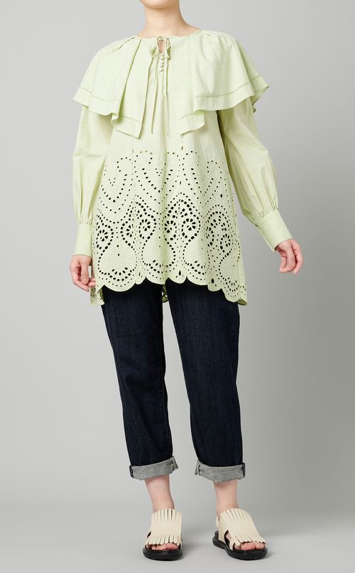 カットワーク刺繍デザインブラウス