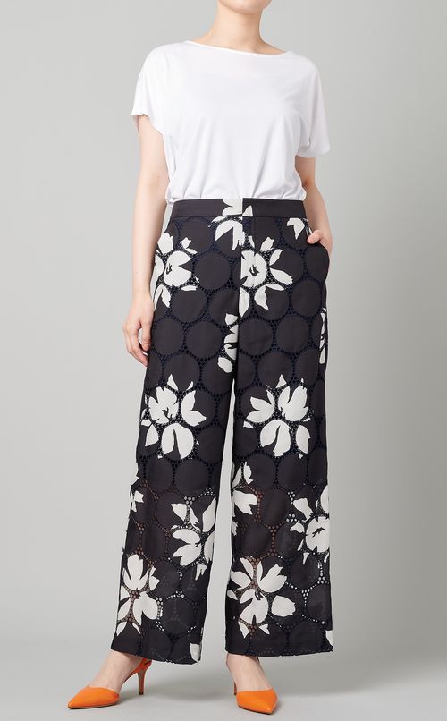 アイレットレースワイドパンツ