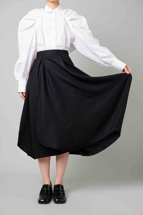 タックドレープフレアスカート