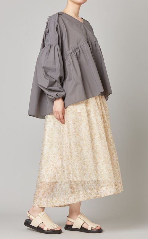 コットン混Vネックブラウス