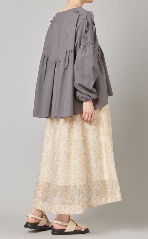 コットン混Vネックブラウス