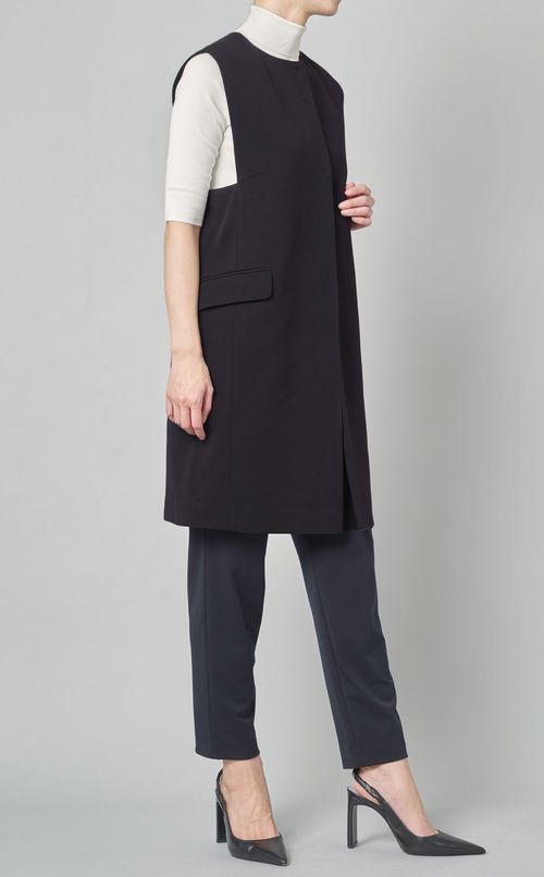 ドライアムンゼンクルーネックジレ