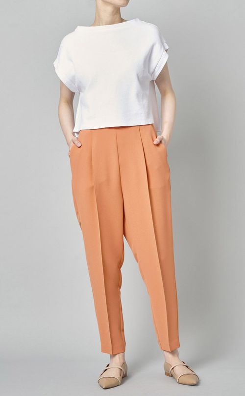 タックイージーテーパードパンツ