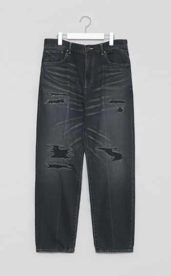 ダメージドデニムパンツ