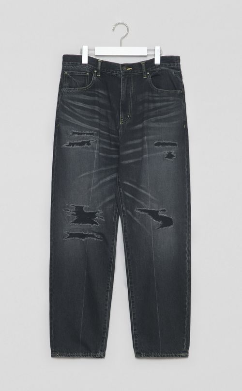 ダメージドデニムパンツ